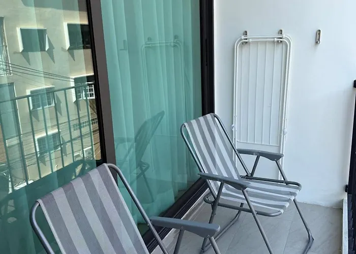 2 Bed & 2 Bath Suite, 4th Floor