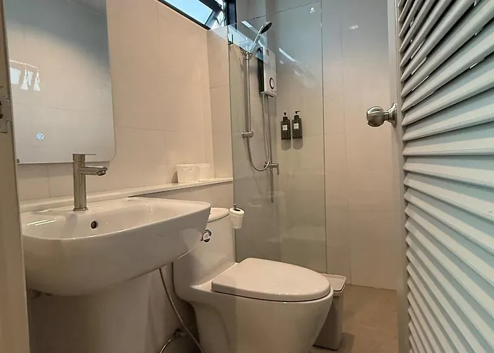 2 Bed & 2 Bath Suite, 4th Floor * Bangkok