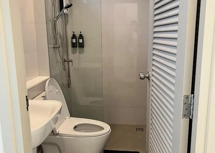 2 Bed & 2 Bath Suite, 4th Floor * Bangkok