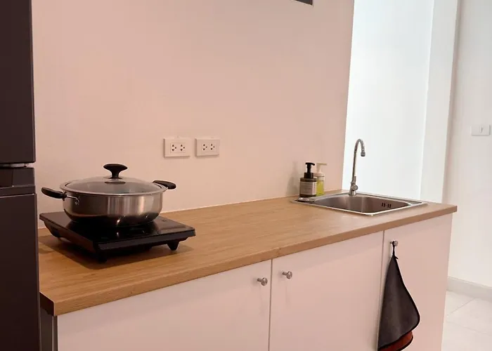 Appartamento 2 Bed & 2 Bath Suite, 4th Floor *