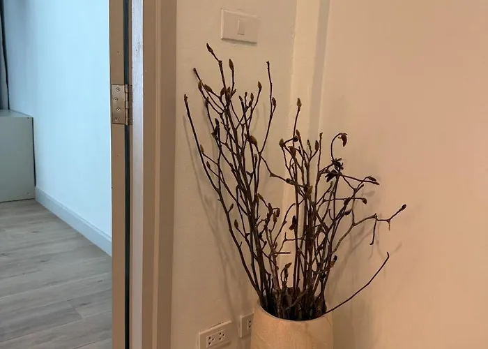 Appartamento 2 Bed & 2 Bath Suite, 4th Floor *